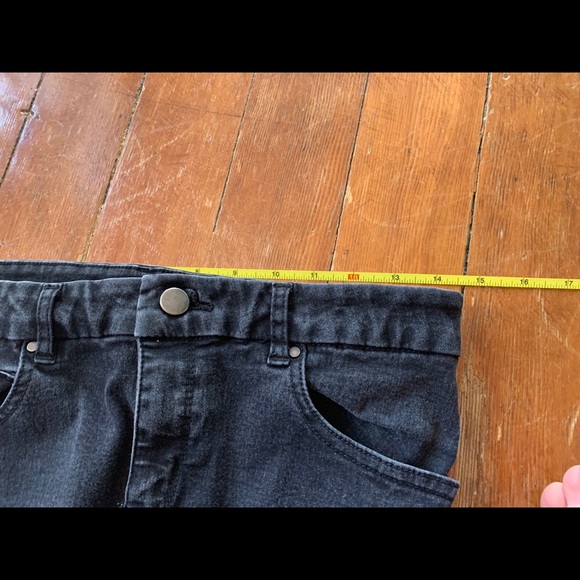 ASOS distressed black high rise skinny jeans - Picture 5 of 6